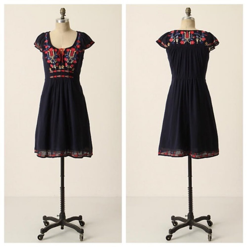 Rare!! Floreat Manisa Embroidered Navy Dress Sz 6